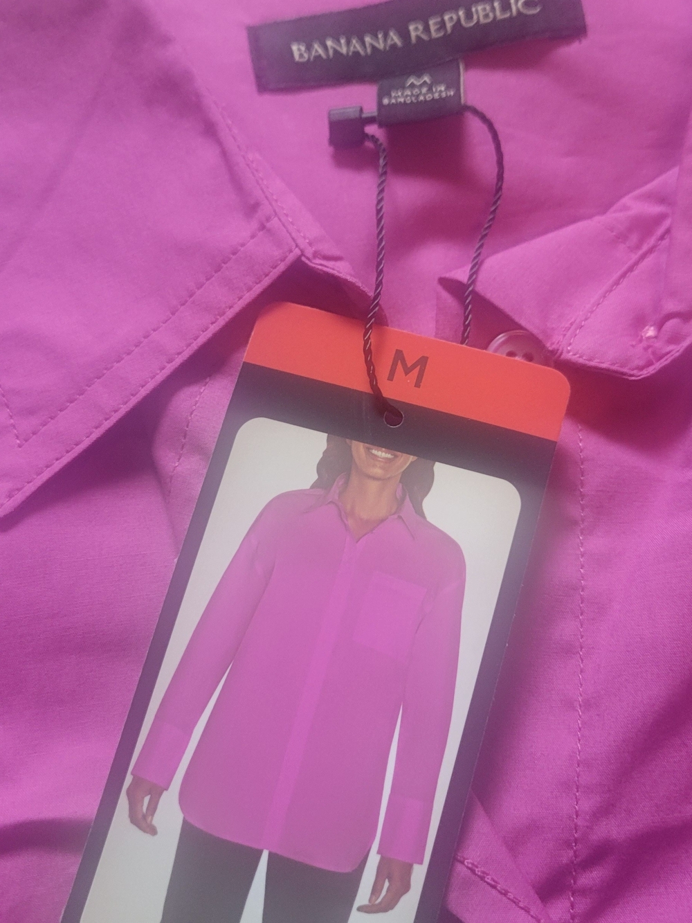 Banana Republic Women's Button-Down Shirt in Magenta - Picture 3 of 4